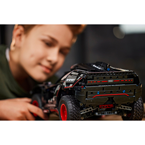 LEGO Конструктор Technic Audi RS Q e-tron - lebebe-boutique - 2