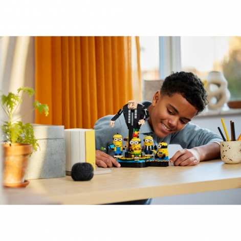 Конструктор LEGO Despicable Me 4 Ґру й посіпаки з кубиків - lebebe-boutique - 3