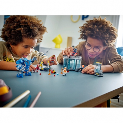 LEGO Конструктор Super Heroes Лабораторія Залізної Людини: зал обладунків - lebebe-boutique - 5