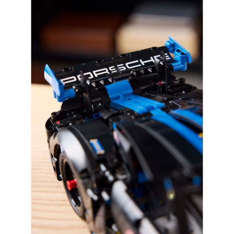 LEGO Конструктор Technic Автомобіль для перегонів Porsche GT4 e-Performance - lebebe-boutique - 7