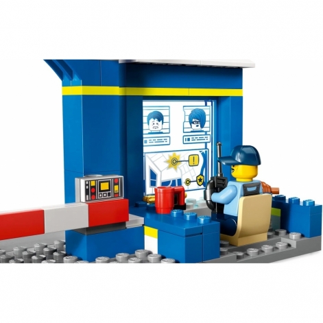 LEGO Конструктор City Переслідування на поліцейській дільниці - lebebe-boutique - 5