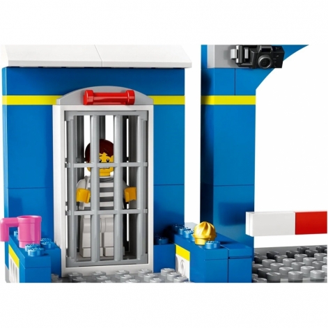 LEGO Конструктор City Переслідування на поліцейській дільниці - lebebe-boutique - 6