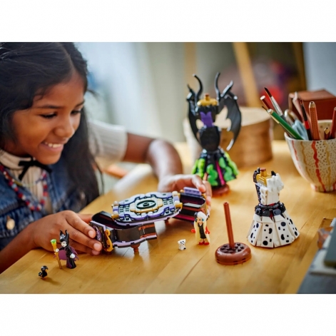 Конструктор LEGO Disney Classic Сукні Малефісенти та Лютелли де Віль - lebebe-boutique - 5