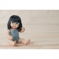 Лялька Miniland дівчинка азіатка в окулярах (подарунк. коробка) 38 см - lebebe-boutique - 3