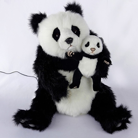 Медведь панда с малышом HANSA Мягкая игрушка-макет, роботизированная